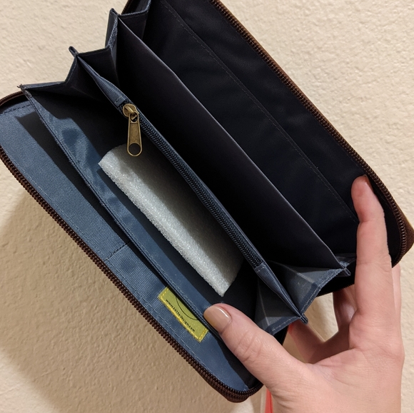 NWT RARE Ketto "La Dame en Bleu" Wallet - Picture 4 of 4